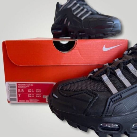 Nike Air Max 95 NDSTRKT Black Reflective CZ3591-001 Men Size 5.5 Women Size 7 main image 4